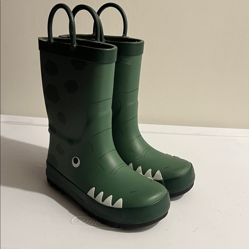 Cat & Jack Kids' Forest Green Rain Boots - Picture 2 of 6